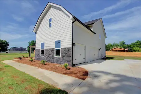 New construction Single-Family house 23 Woodland Rd, Covington, GA 30016 - image