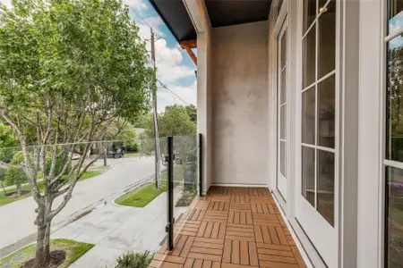 New construction Single-Family house 1818 Branard St, Houston, TX 77098 - image 3