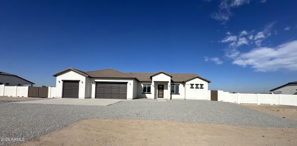 New construction Single-Family house 22538 W Pecan Rd, Buckeye, AZ 85326 - photo 0