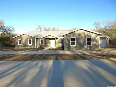 New construction Single-Family house 7442 Fm 1117, Seguin, TX 78155 - image