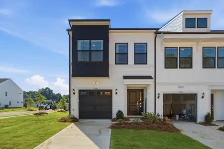 New construction Single-Family house 7454 Mashburn Dr, Charlotte, NC 28269 plan Dahlia - image