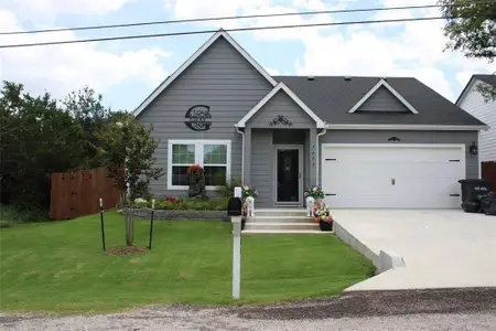 New construction Single-Family house 4403 Mountain Hollow Dr, Granbury, TX 76048 - image
