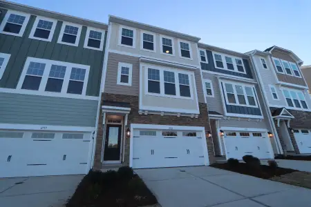 New construction Townhouse house 2721 Hunter Woods Dr, Apex, NC 27502 Kensington - Front Entry Townhomes- photo 58 58