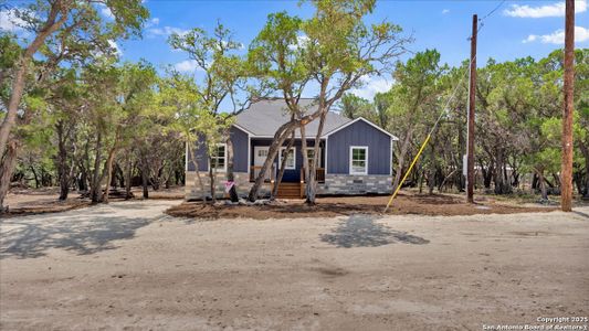New construction Single-Family house 248 Brushy Creek Trl, Bandera, TX 78003 - image