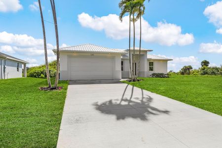 New construction Single-Family house 1215 Andover Dr, Port LaBelle, FL 33935 - image