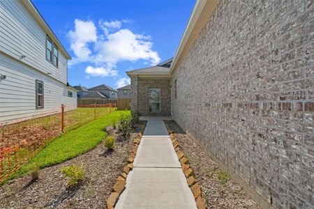 New construction Single-Family house 24709 White Libertia Ct, Houston, TX 77336 null- photo 0 0