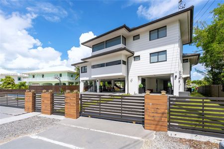 New construction Single-Family house 32 N Bounty Ln, Key Largo, FL 33037 - image