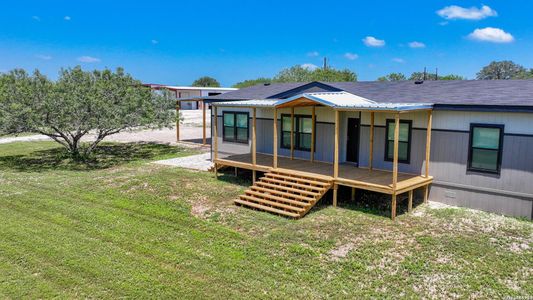 New construction Single-Family house 11919 County Rd 127, Kenedy, TX 78119 - image