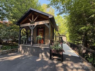 New construction Single-Family house 26 S Cumberland Dr, Lake Toxaway, NC 28747 - image