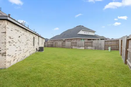 New construction Single-Family house 3225 Isabella Falls Dr, Katy, TX 77493 - image 3