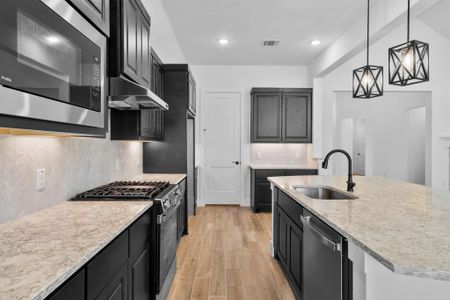New construction Single-Family house 2722 Peach Valley Rd, Fulshear, TX 77423 plan Bradford - image 7