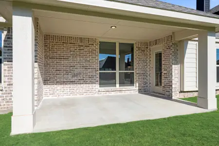 New construction Single-Family house 324 Bowrider Ln, Granbury, TX 76049 plan Carolina - image 3