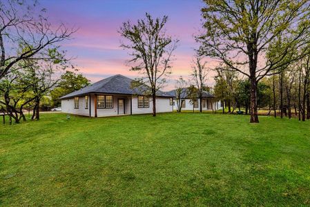 New construction Single-Family house 117 Waimalu Ct, Bastrop, TX 78602 null- photo 22 22