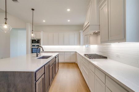 New construction Single-Family house 2240 Tutt Trl, Waxahachie, TX 75167 - image 8