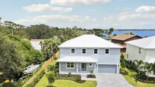 New construction Single-Family house 1023 Ne Orange Ave, Jensen Beach, FL 34957 - image