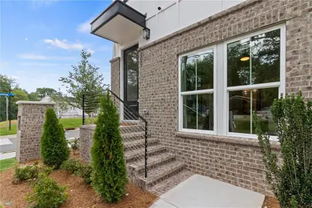 New construction Townhouse house 1926 Rogers Ct, Atlanta, GA 30318 - image