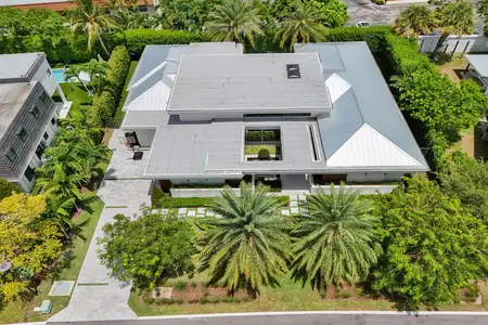 New construction Single-Family house 7 Tahoe Ln, Sea Ranch Lakes, FL 33308 - image