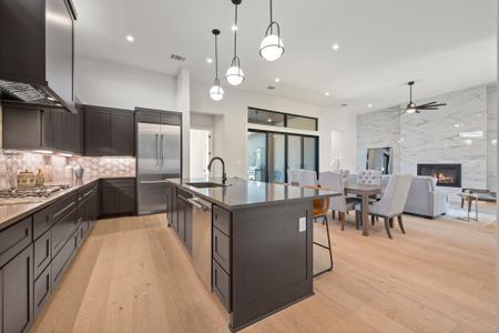 New construction Single-Family house 2308 Kahala Sunset Dr, Spicewood, TX 78669 - image 11