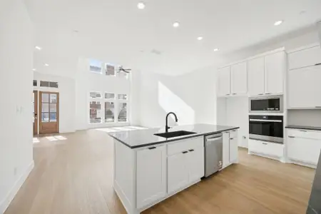 New construction Townhouse house 4428 Burge Ave, Frisco, TX 75033 plan Roosevelt - image 8