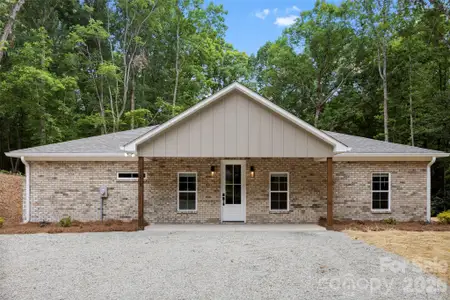 New construction Single-Family house 2319 Tanglewood Dr, Albemarle, NC 28001 - image