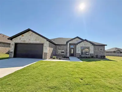 New construction Single-Family house 403 Magnolia Dr, Troy, TX 76579 plan Palms - image