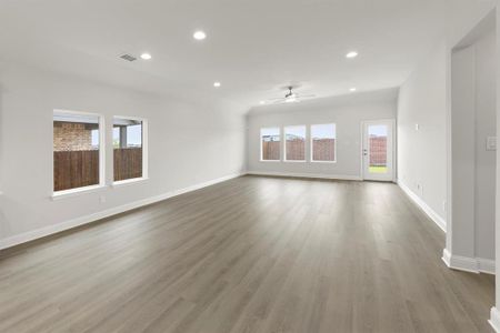 New construction Single-Family house 1208 Redcoat Dr, Forney, TX 75126 plan Patriot - image 13