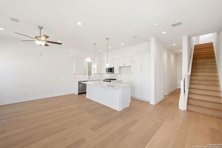 New construction Single-Family house 895 N Academy, New Braunfels, TX 78130 - image 8