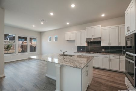 New construction Single-Family house 2240 Sur Ave, New Braunfels, TX 78132 Gruene- photo 8 8