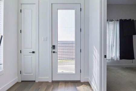 New construction Single-Family house 334 Eastwood St, Houston, TX 77011 - image 6