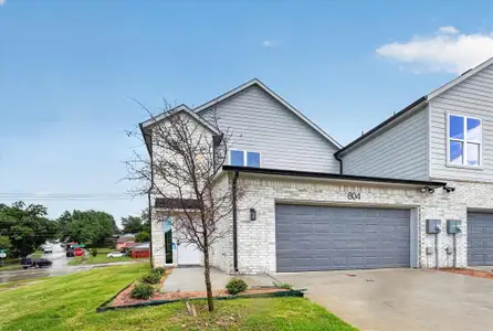New construction Townhouse house 808 Premier, Grand Prairie, TX 75051 - image