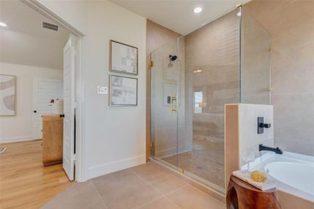 New construction Single-Family house 12508 Osceola Ct, Houston, TX 77051 - image 5