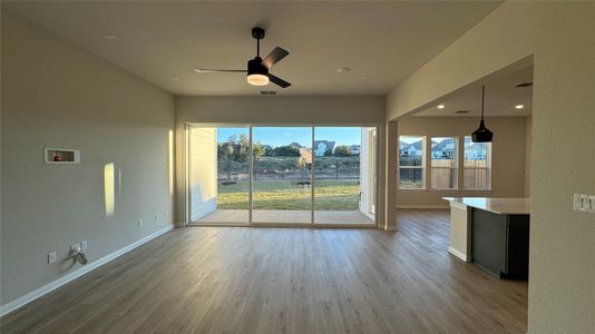 New construction Single-Family house 250 Sage Thrasher Cir, Dripping Springs, TX 78620 Bethany Homeplan- photo 5 5