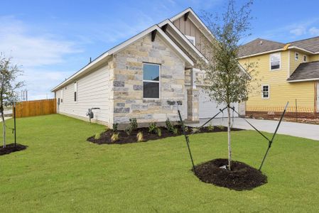 New construction Single-Family house 119 Coleto Trl, Bastrop, TX 78602 null- photo 29 29