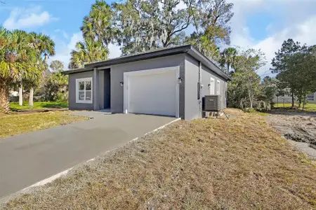 New construction Single-Family house 531 N Lincoln St, Daytona Beach, FL 32114 - image