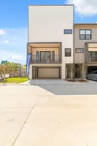 New construction Single-Family house 11930 S Hoa Sen Cir, Houston, TX 77072 - image