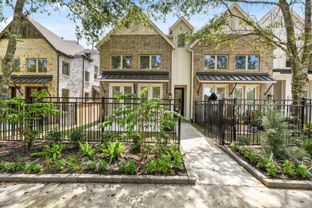 New construction Townhouse house 2652 Woodforest Pkwy N, Montgomery, TX 77316 null- photo 0