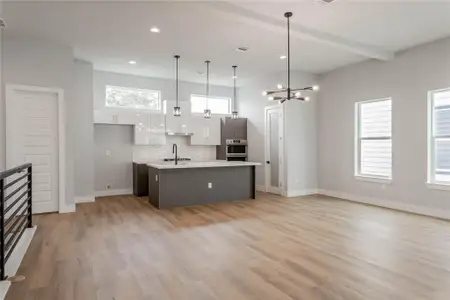 New construction Single-Family house 711 Boundary St, Houston, TX 77009 - image
