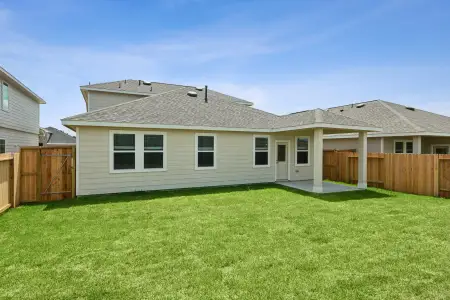 New construction Single-Family house 422 Monarch Trl, Huntsville, TX 77340 plan Sweet Pea - image