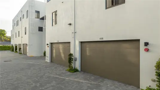 New construction Townhouse house 436 Se 12Th Ct, Fort Lauderdale, FL 33316 - image