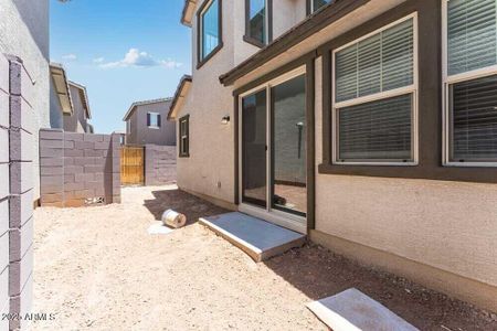 New construction Single-Family house 9954 W Piccadilly Rd, Avondale, AZ 85392 plan CC-RM3 - image