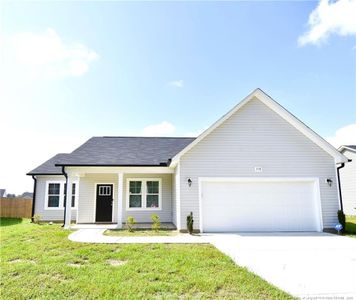 New construction Single-Family house 318 E David Parnell St E, Parkton, NC 28371 - image