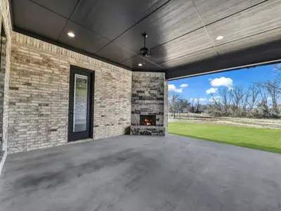 New construction Single-Family house 213 Desperado Ct, Weatherford, TX 76088 - image 3