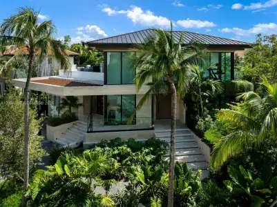 New construction Single-Family house 360 Harbor Ln, Key Biscayne, FL 33149 - image