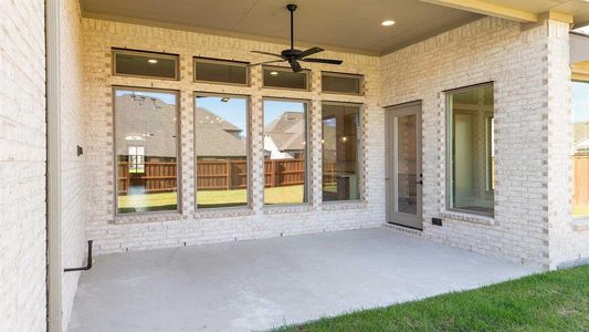 New construction Single-Family house 2205 Winding Creek Circle, Aledo, TX 76008 - photo 11 11