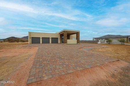 New construction Single-Family house 14930 W El Cortez Pl, Surprise, AZ 85387 null- photo 2 2