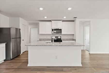 New construction Single-Family house 14923 Telfaire Mdw, Von Ormy, TX 78073 null- photo 2 2