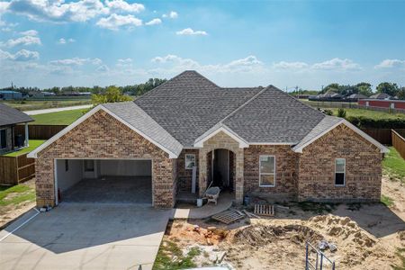 New construction Single-Family house 515 Limestone Circle, Mabank, TX 75147 - photo 0