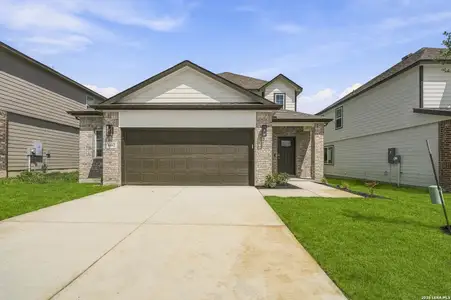 New construction Single-Family house 8442 Smithers Ave, San Antonio, TX 78252 plan The Redbud - image