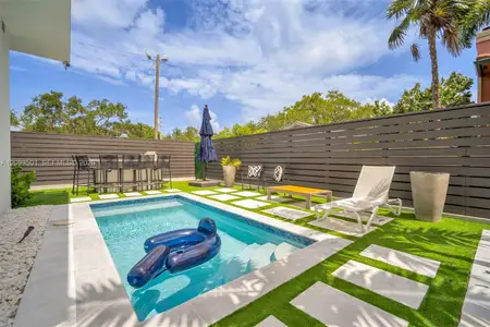 New construction Townhouse house 820 Ne 2Nd St, Fort Lauderdale, FL 33301 - image