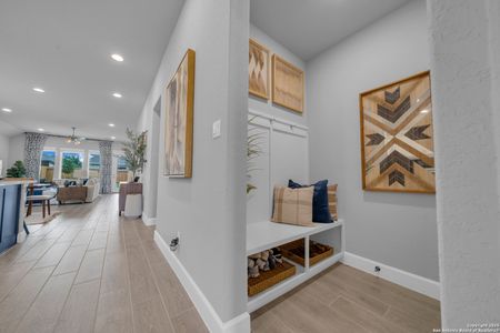 New construction Single-Family house 9912 Heeler Hand Trl, San Antonio, TX 78254 1984W- photo 5 5